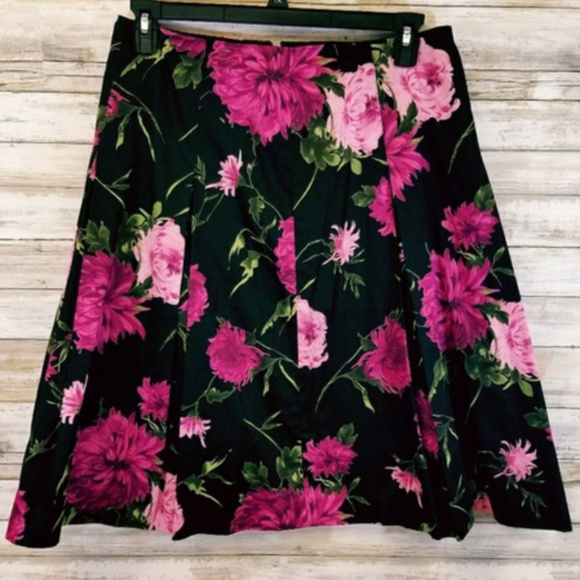 Talbots Dresses & Skirts - Talbots black floral skater skirt